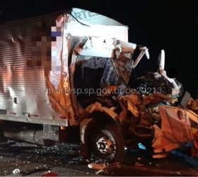 Morre motorista que ficou gravemente ferido após acidente entre caminhão e carreta na Rodovia dos Bandeirantes, em Limeira