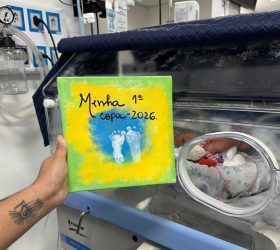 UTI Neonatal do HM eterniza pezinhos de recém-nascidos em quadros inspirados na Copa do Mundo