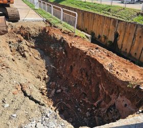 Obra de reparo e manutenção em galeria pluvial segue na Avenida Brasil em Americana até a próxima semana