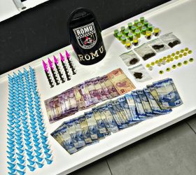 Ação da GCM de Sorocaba resulta na apreensão de 218 porções de drogas, prisão de homem por tráfico e apreensão de adolescente procurado pela Justiça
