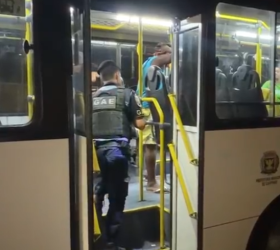 Homem é detido por importunação sexual contra jovem dentro de ônibus em Campinas