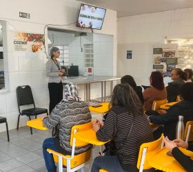 Oficina culinária promove alimentação saudável e aproveitamento integral dos alimentos em Hortolândia