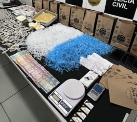 Mulher é presa com crack, cocaína e milhares de embalagens durante operação da DISE em Limeira