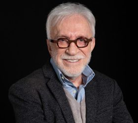 Festa de Dia das Mães com show de Moacyr Franco: relembre a trajetória do artista