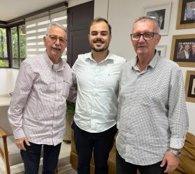 Prefeito Chico Sardelli anuncia mudanças no comando das secretarias de Comunicação e de Esportes de Americana