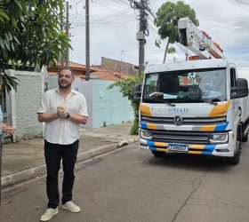 Jardim Cordeiro recebe iluminação em LED, em Cordeirópolis