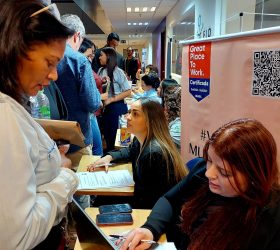 Mutirão oferece 1.643 vagas de emprego em Limeira com participação de 90 empresas