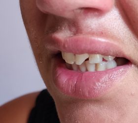 Homem é preso por violência doméstica após agredir ex-companheira em Limeira