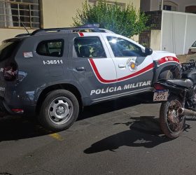 Motocicleta com sinais identificadores adulterados é apreendida no Centro de Cordeirópolis