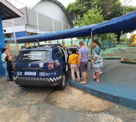GCM de Limeira realiza ação educativa “Guarda Amigo nas Férias” no Jardim Aeroporto