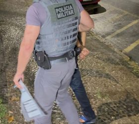 Homem mata ex-companheira a facadas em Rio das Pedras