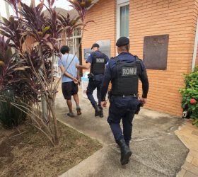 Homem é detido pela ROMU após importunar funcionárias na Avenida Campinas, em Limeira