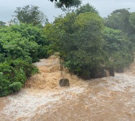 Rio Piracicaba entra em estado de extravasamento nesta quinta-feira (12)