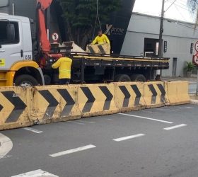 Prefeitura de Limeira fecha por segurança cruzamento entre a Avenida Saudades e a Rua Arthur Porchat de Assis