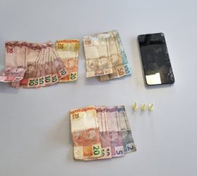 Casal é preso suspeito de recolher dinheiro do tráfico no Parque Hipólito, em Limeira