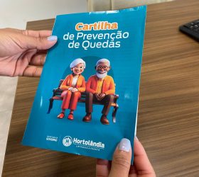 Cartilha orienta sobre prevenção de queda de idosos em Hortolândia