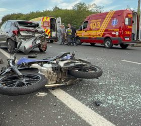 Motociclista morre após bater na traseira de veículo na Rodovia Anhanguera, em Campinas