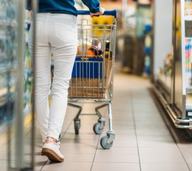 Congresso aprova venda de medicamentos em mercados; saiba como vai funcionar