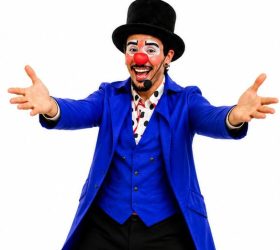Palhaço Nicolau leva magia e diversão ao Pátio Limeira Shopping neste sábado (17)