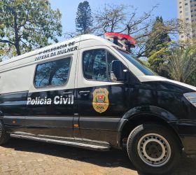 Governo de SP reforça proteção às mulheres no Carnaval com mais policiamento e DDM móvel