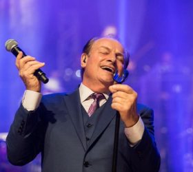 Tony Angeli apresenta clássicos da música italiana neste sábado (23) em Limeira