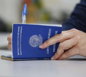 Estado de SP registra menor desemprego e maior renda para os jovens
